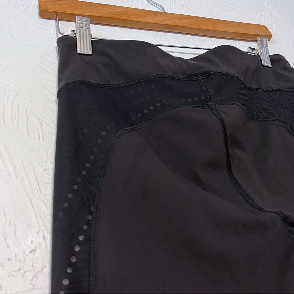 Lululemon Womens Black Mesh Capri Crop Leggings 6 - Picture 6 of 9